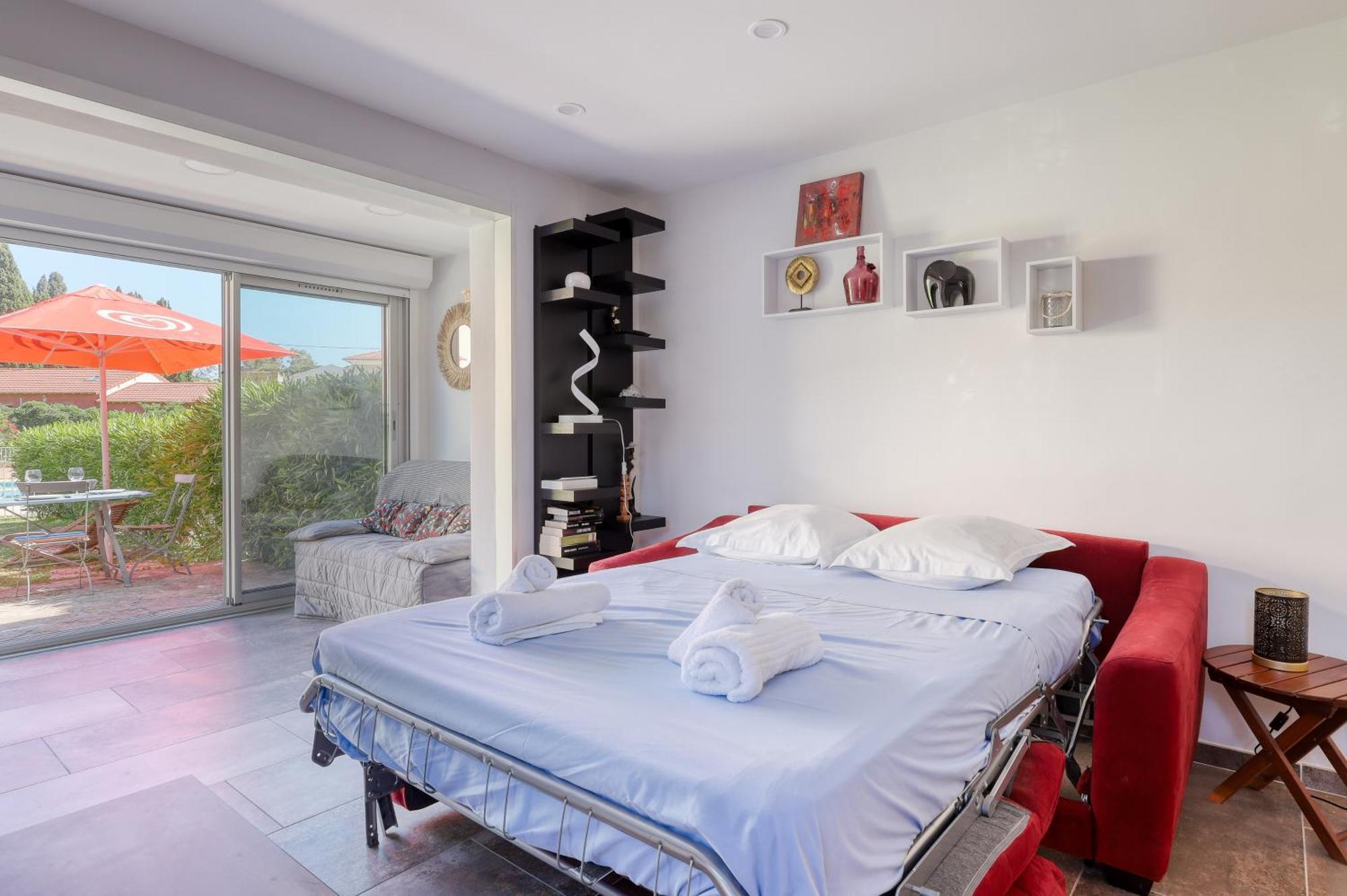Magnificent Newly Renovated Close To Beach & Swimming Pool Le Lavandou Dış mekan fotoğraf
