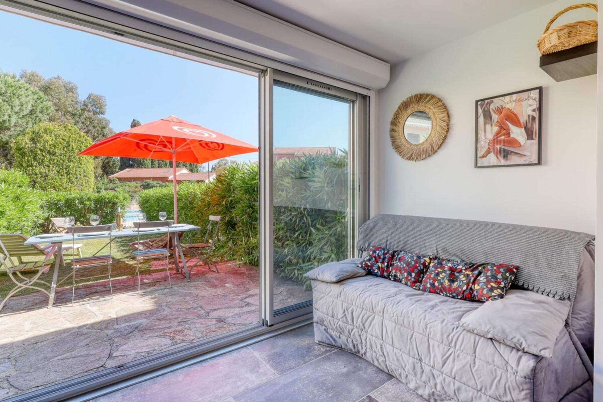 Magnificent Newly Renovated Close To Beach & Swimming Pool Le Lavandou Dış mekan fotoğraf